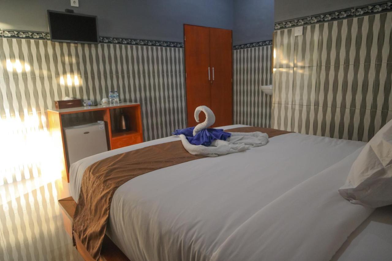 Prasi Sunrise Homestay Toyapakeh Eksteriør billede